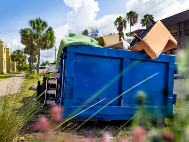 Best Retail Junk Removal  in Madelia, MN